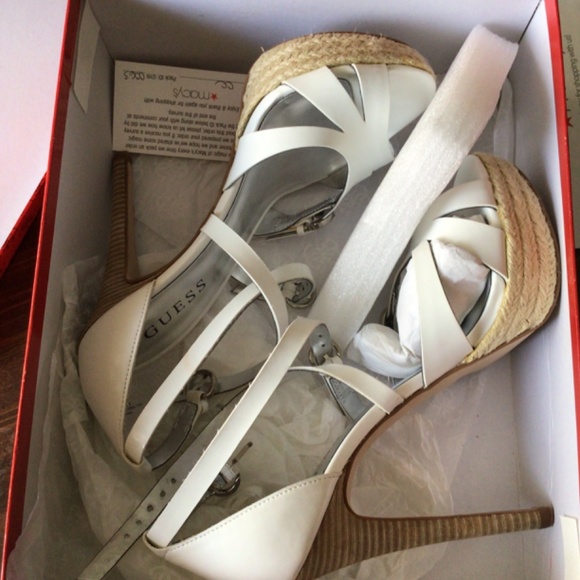 NWT Guess White GWKENDRAL platform high heels 7M with box - Picture 9 of 9